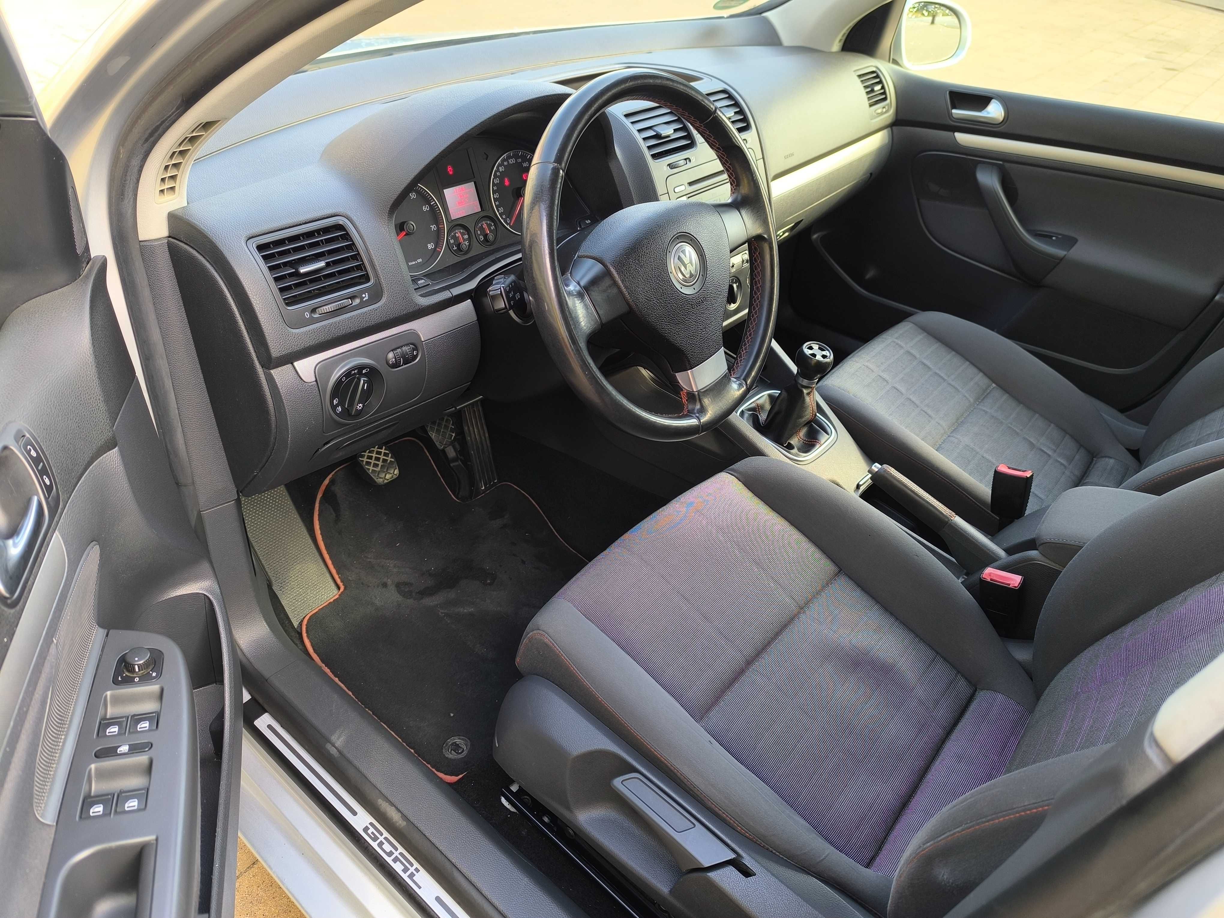 VW Golf V 1.6 102KM Klima Alus Super stan