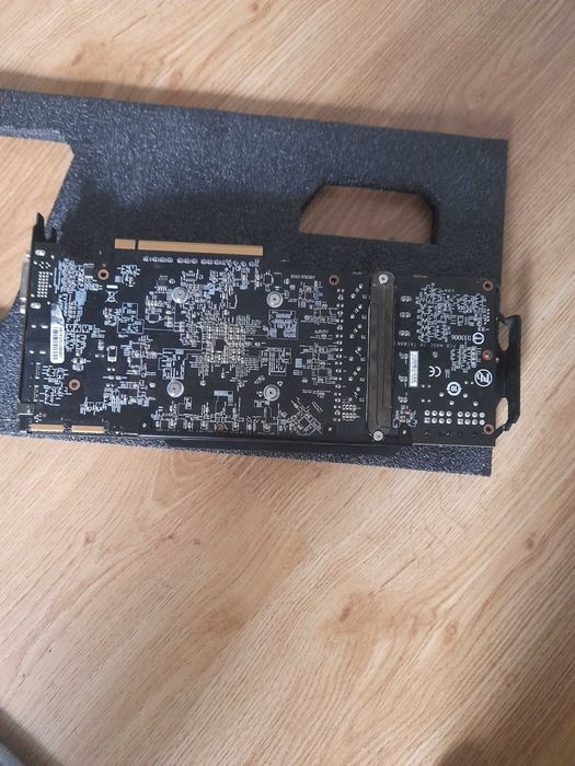 Kaarta graficzna radeon r9 280