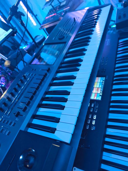 Korg Kronos  61 klawiszy