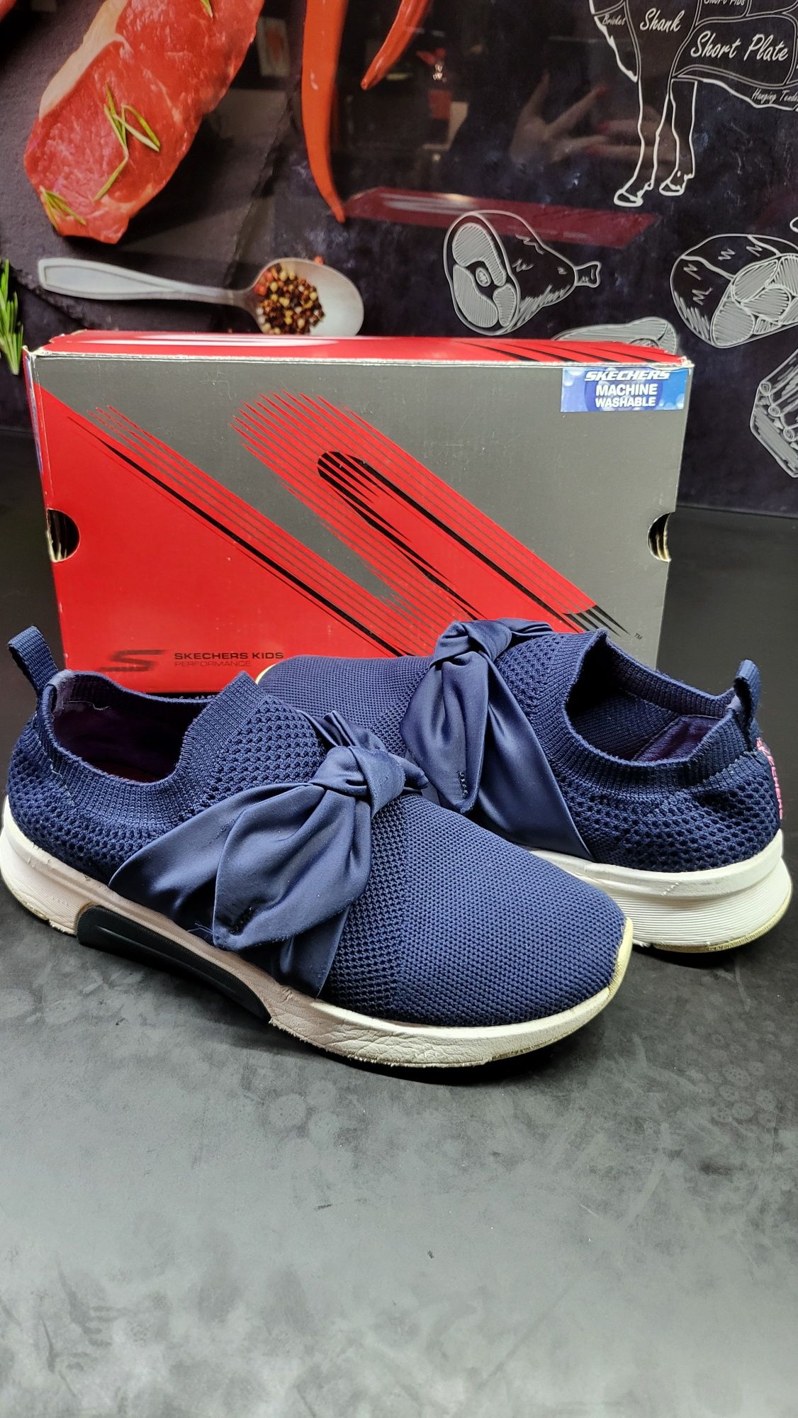 Мокасини, кросівки Skechers 36р