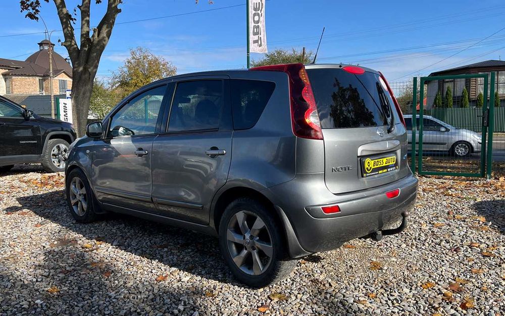 Nissan Note 2011