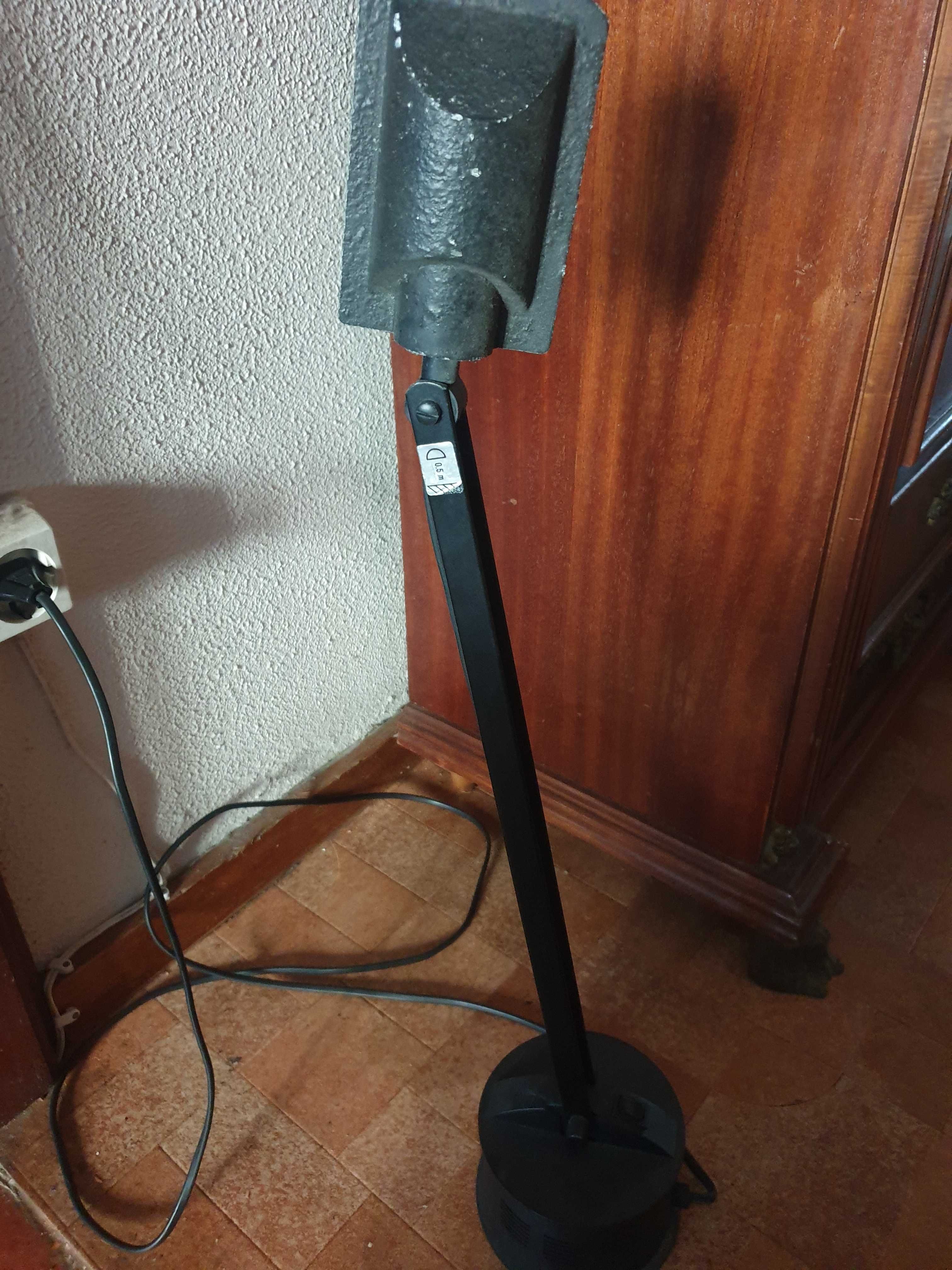 Candeeiro secretária