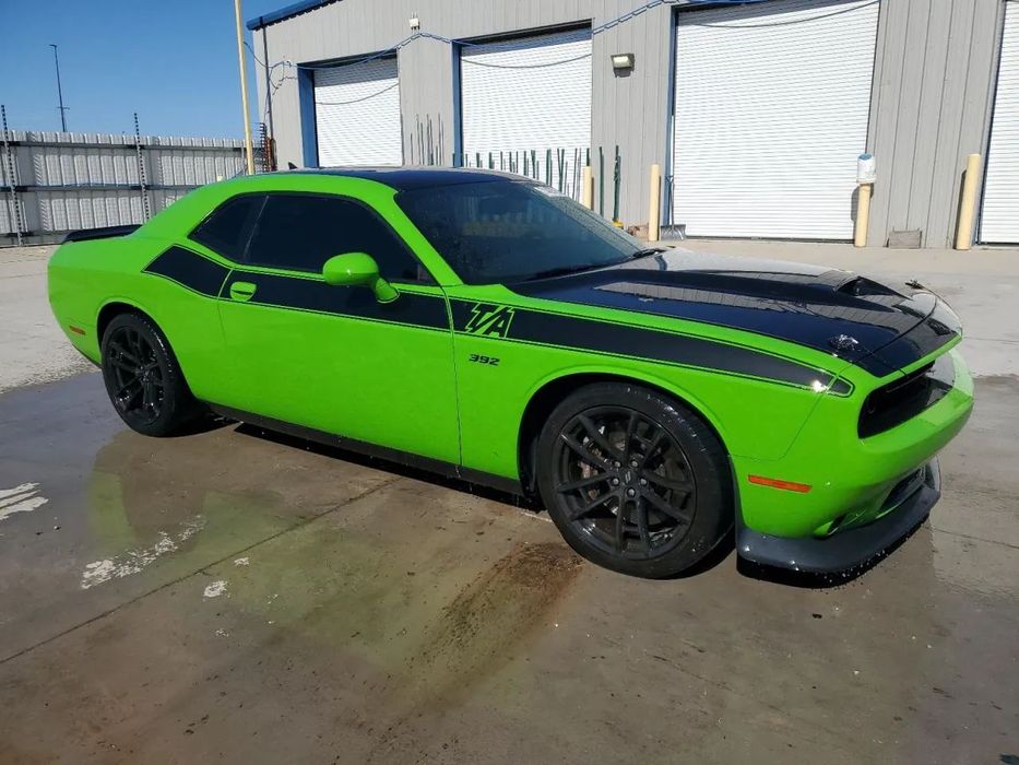 Dodge Challenger 392 HEMI • USA • Muscle Car z Charakterem – Na Zamówienie!