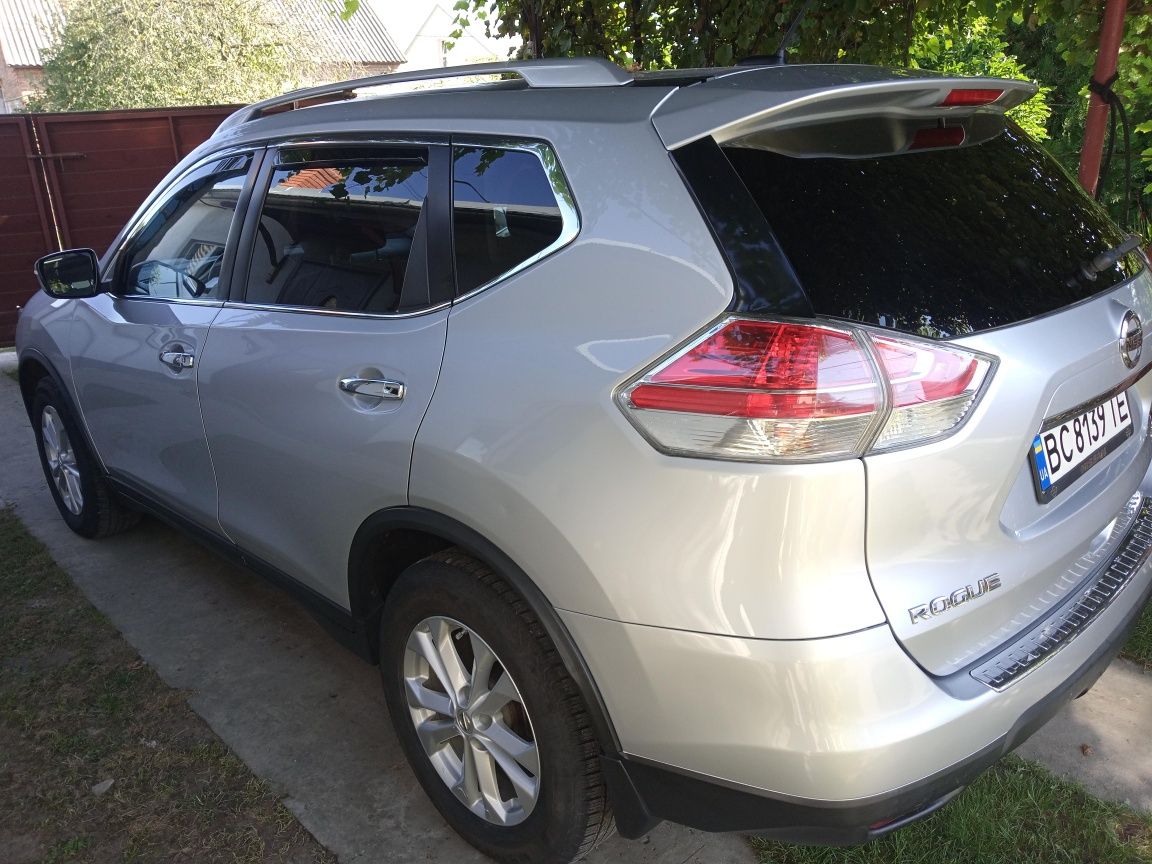 Продаж авто Nissan Rogue 15 рік