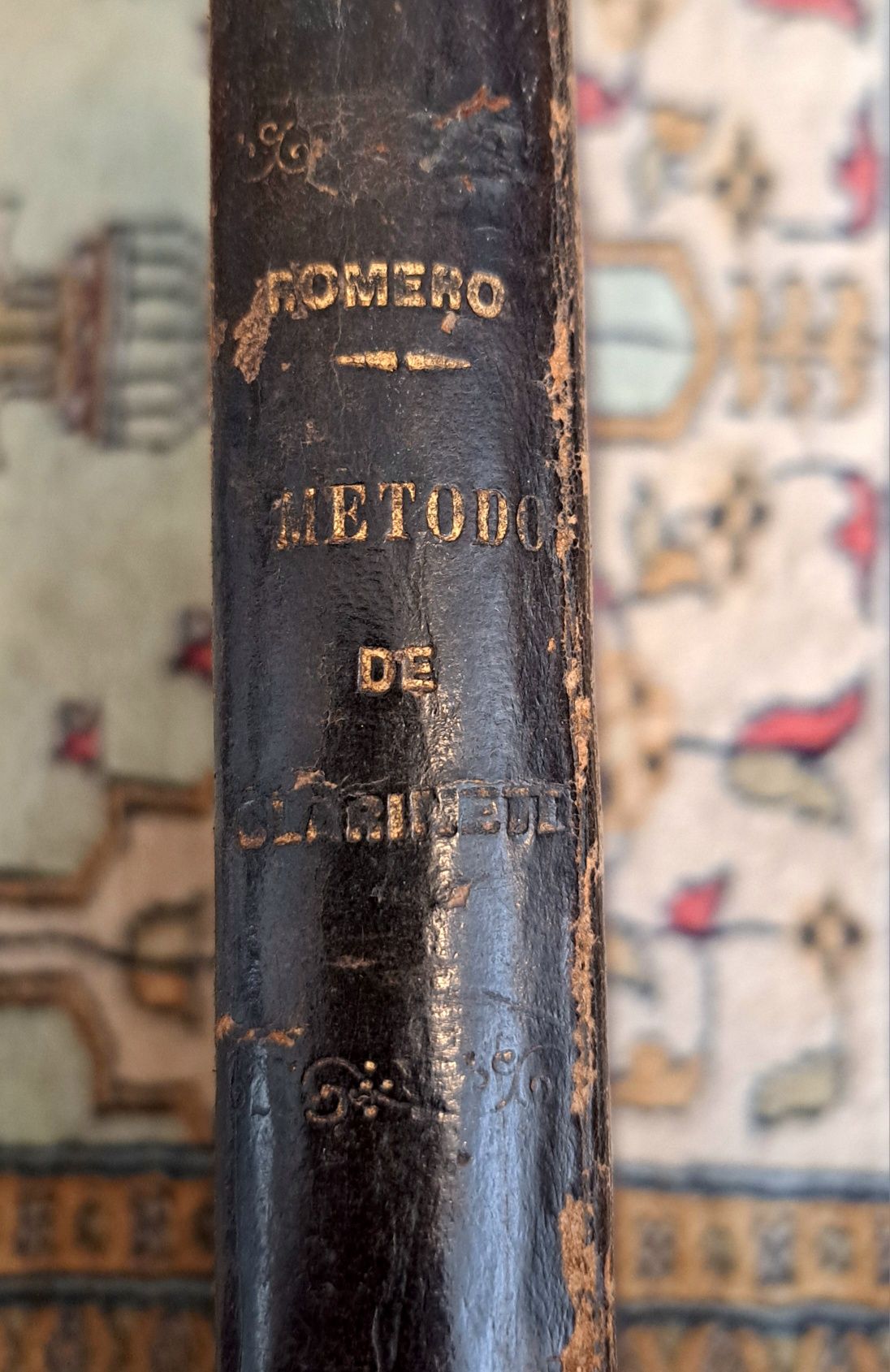 Livro antigo Método completo de clarinete