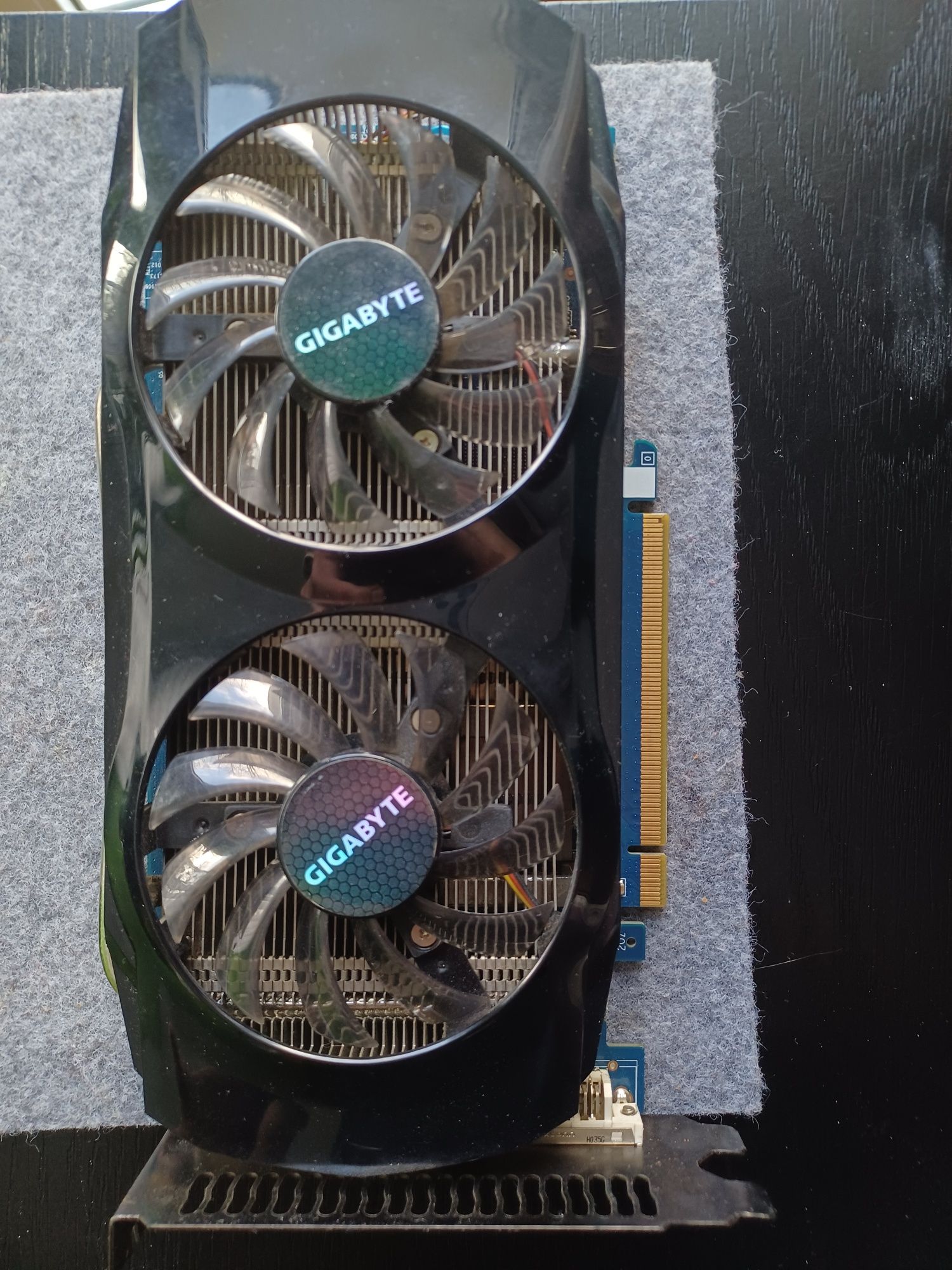 Gigabyte Gtx 460 786mb