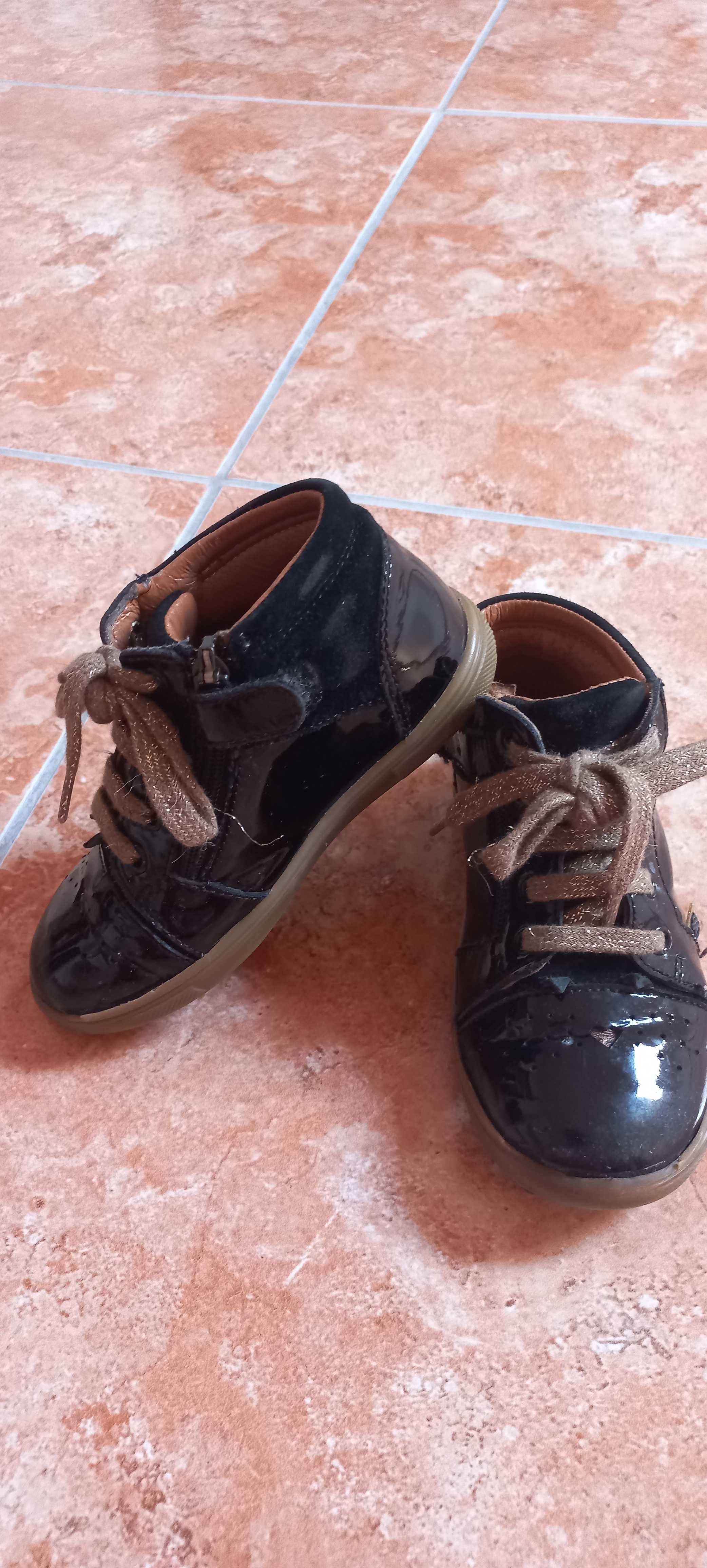 Botas menina 25 em pele
