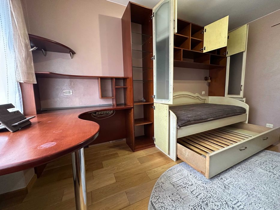 Меблі в дитячу кімнату (дворівневе ліжко)