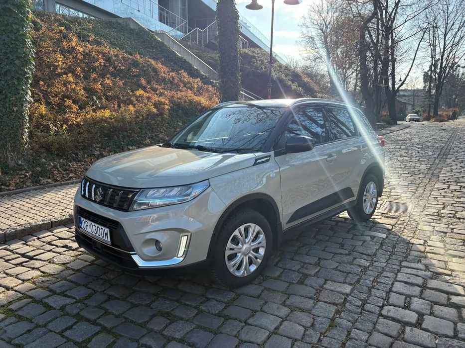 Suzuki Vitara Suzuki Vitara 1.4 Hybrid 2 komplety kół, konserwacja, ASO, Polska