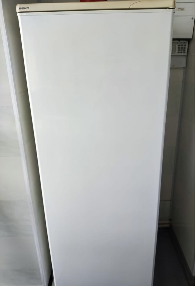 Холодильник BEKO