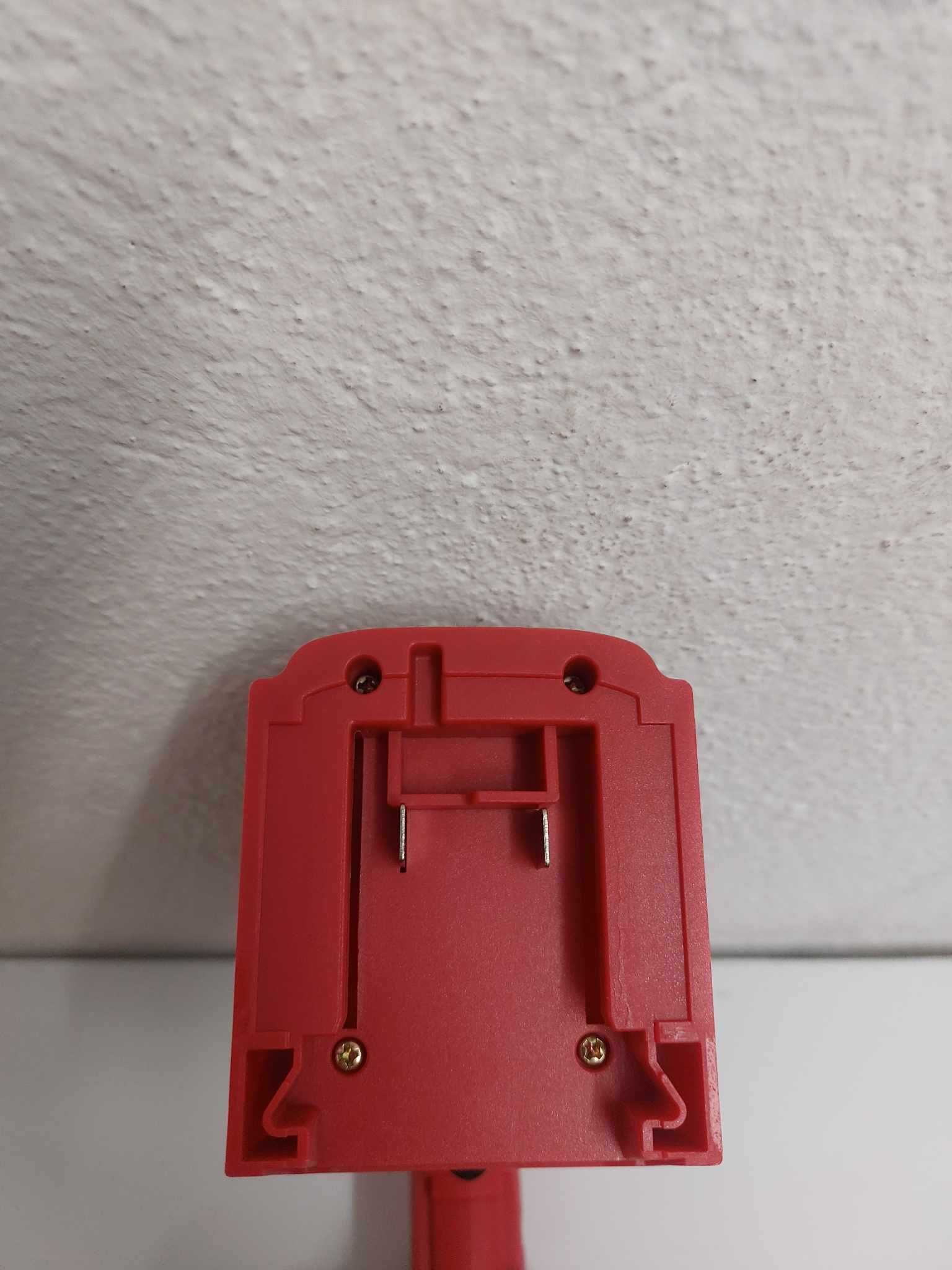 Pistolet do kleju na gorąco na baterie Milwaukee M18
