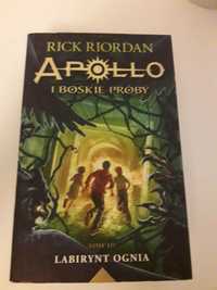 Labirynt ognia, Rick Riordan