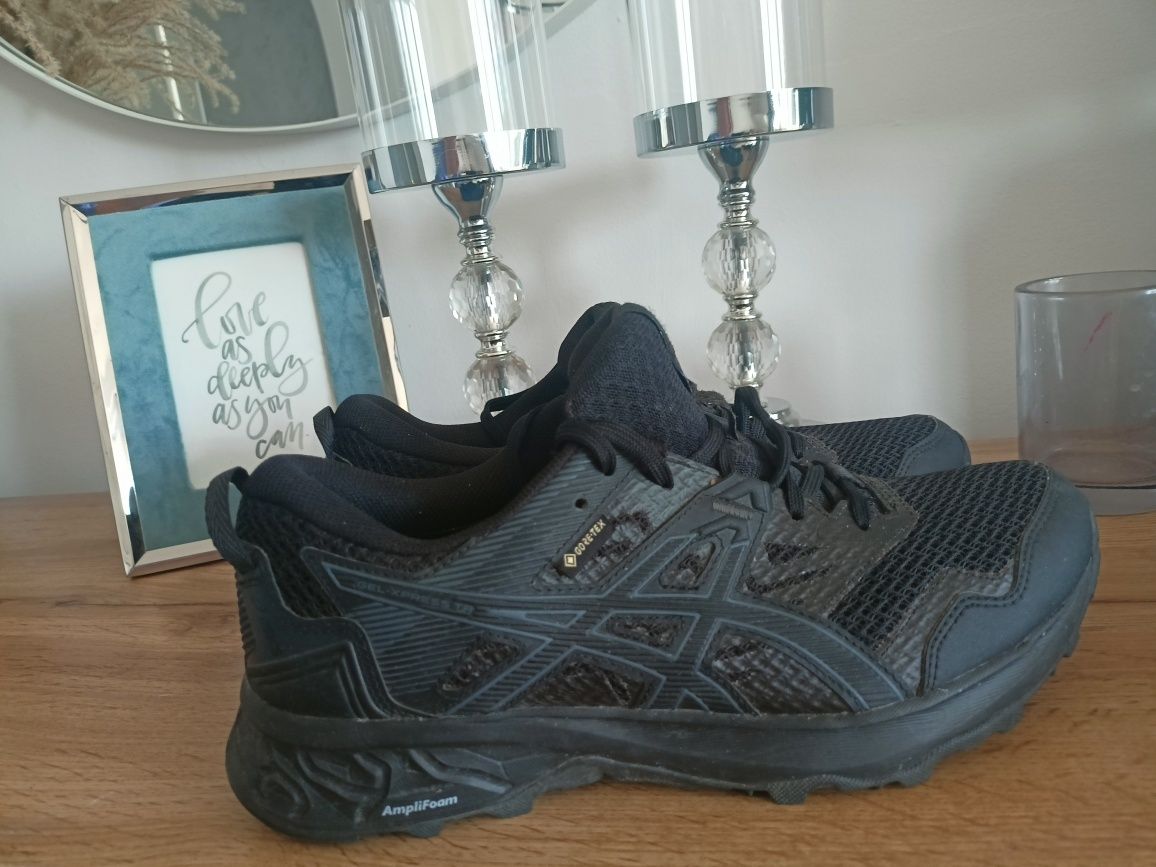 Buty Asics goretex 40,5 czarne