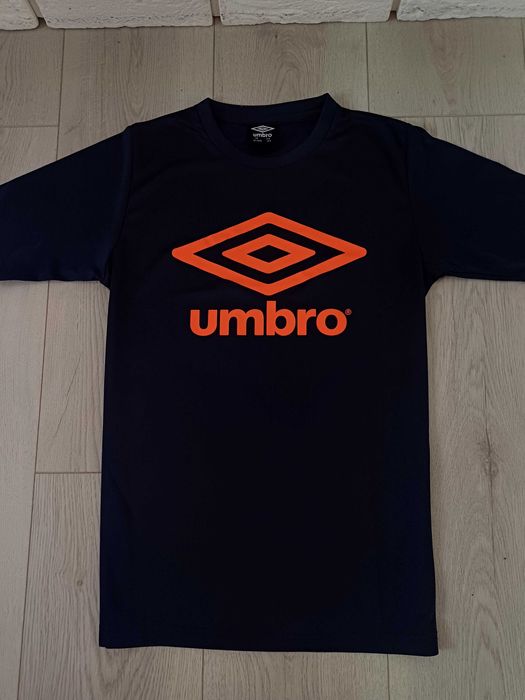 Koszulka piłkarska UMBRO. Rozmiar 164 cm