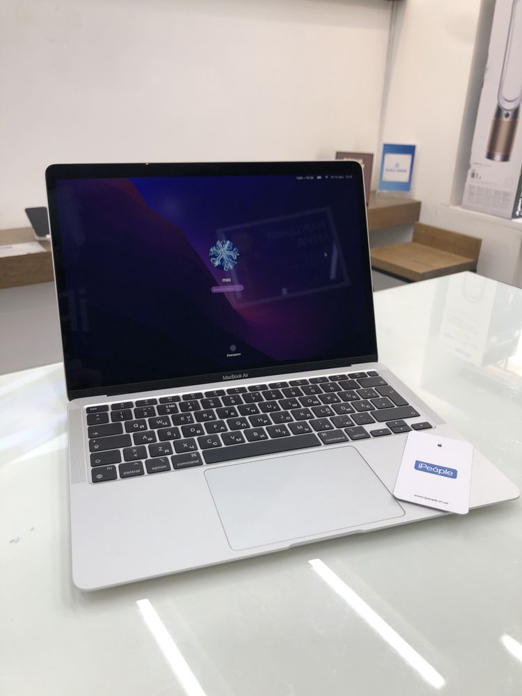 Б/у MacBook Air 13ʼʼ 2020 року M1, 256ГБ iPeople •Гарантія •Кредит 0%