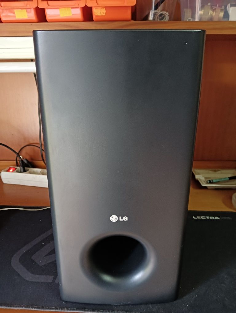 Vendo subwoofer LG