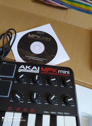 AKAI MPD18 profissional