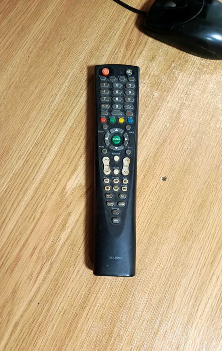 Телевизор BBK LEM2238F. Под ремонт. Проблемы в описании.