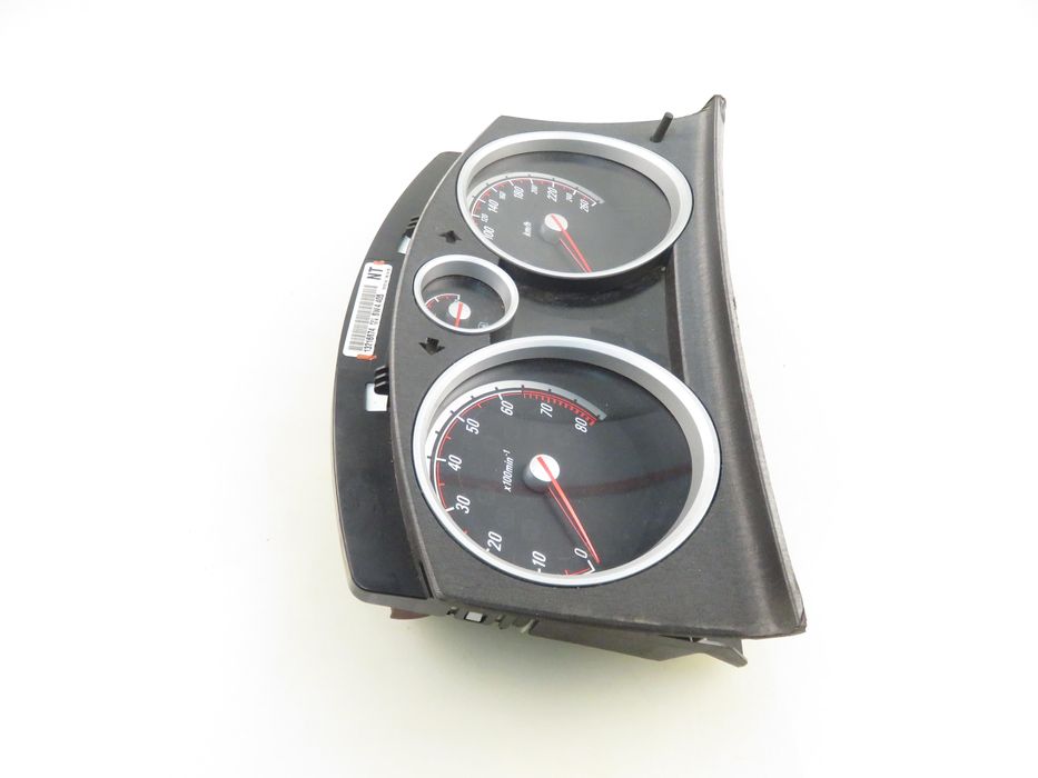 Licznik Opel Astra III H N2.0 Turbo