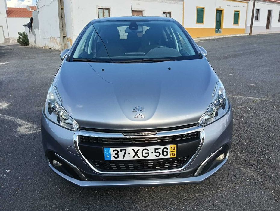 Carro para venda em muito bom estado