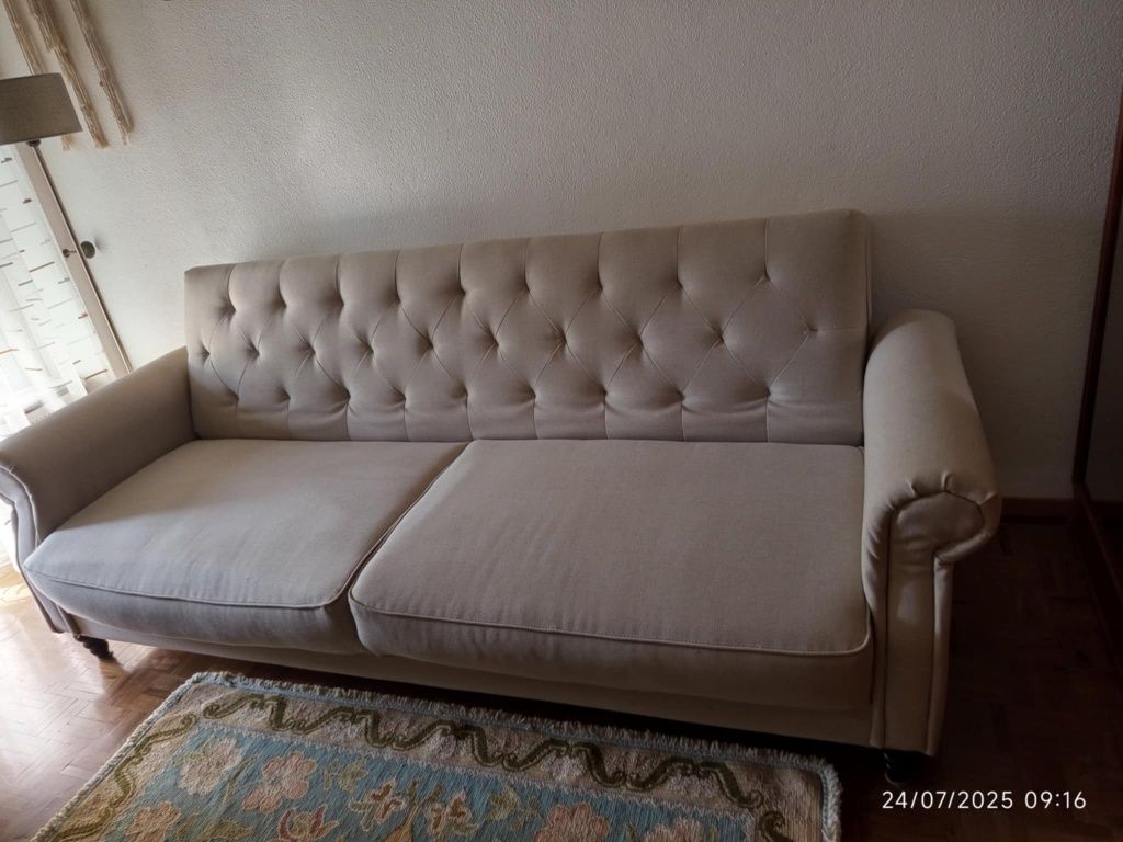 Sofá cama usado como novo
