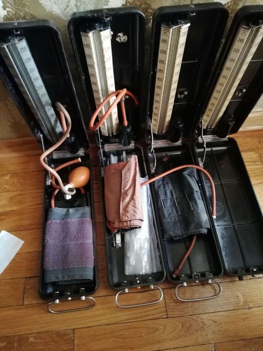 Продам нерабочие тонометры СССР.