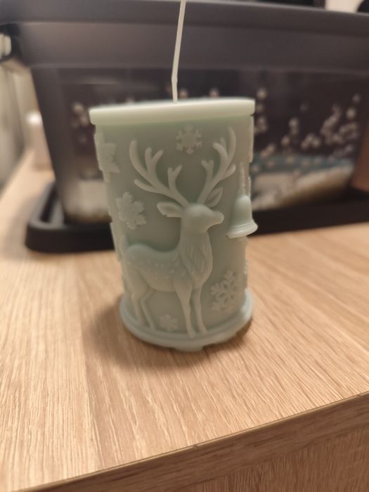 Świeczka z wzorem świątecznym