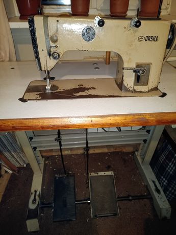 Продам промышленную швейную машинку 1022м Орша.