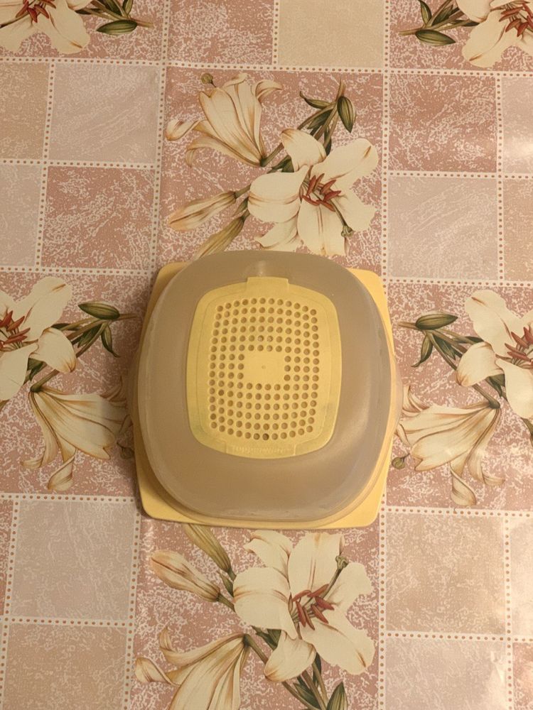 Умная сырница Tupperware