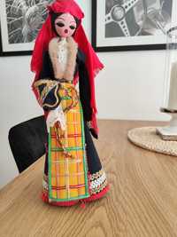 Lalka figurka Prl w stroju ludowym Bułgaria