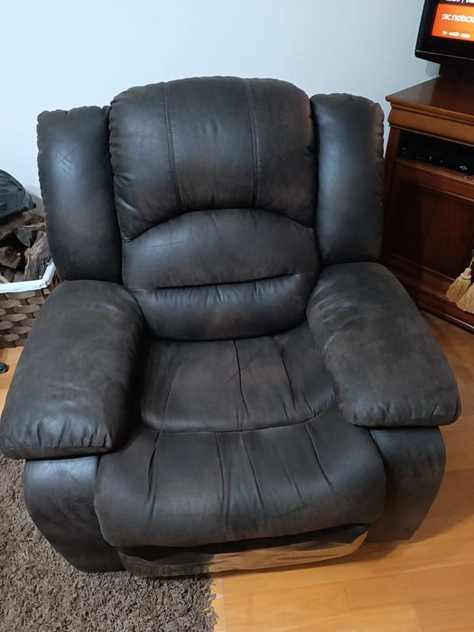 Sofá / Poltrona castanho