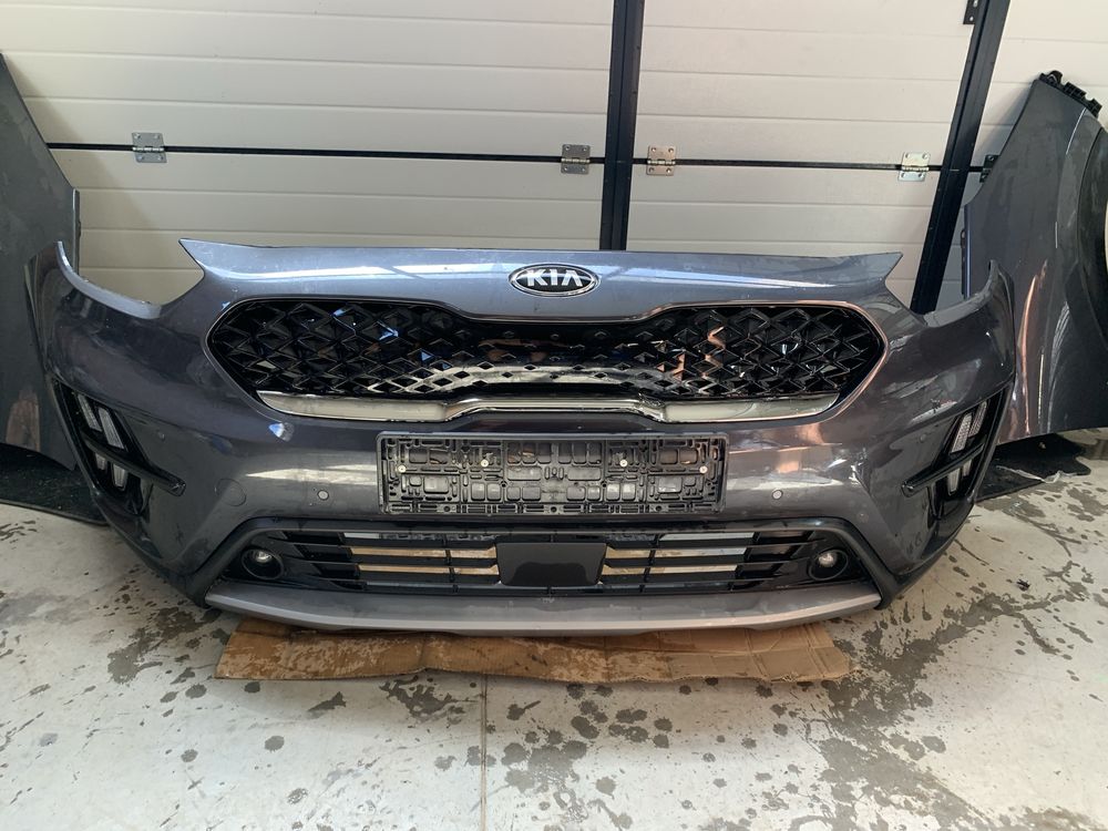 Бампер передний комплектный Kia Niro hybrid 2018 2019 2020 2021 ніро