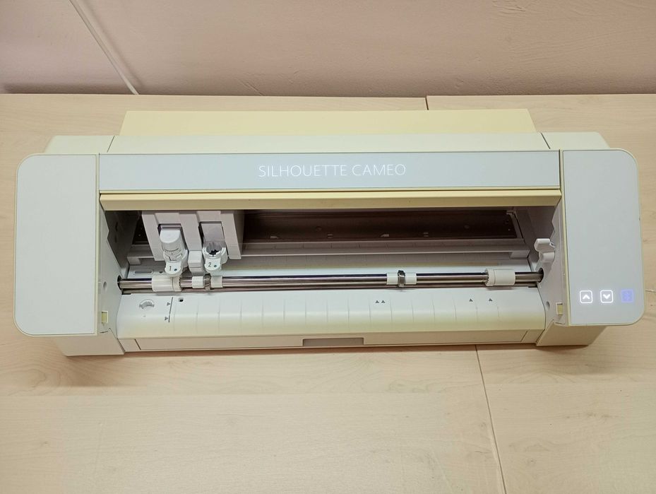 Плоттер Silhouette Cameo 4 + плівка Siser у подарунок