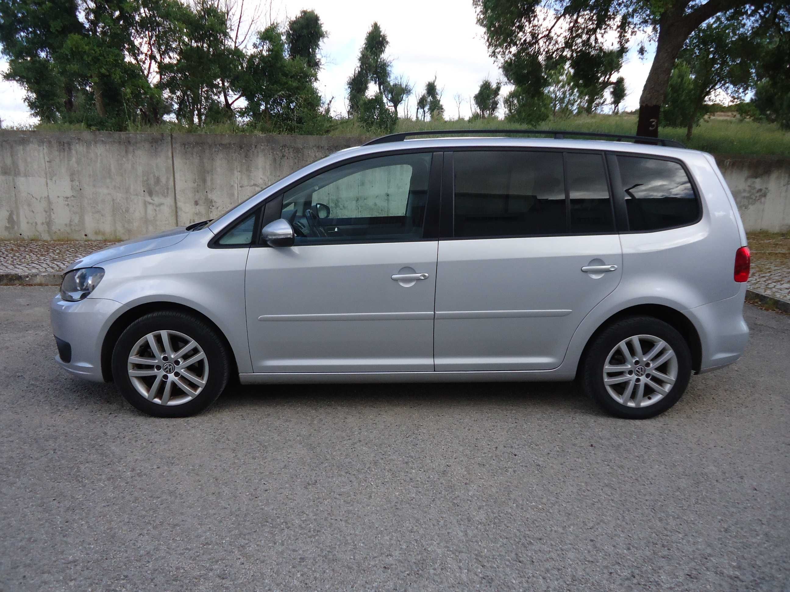 VW Touran 1.6 TDI Nacional 7 lugares