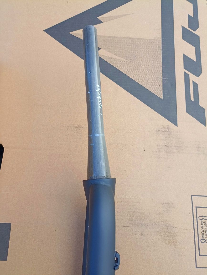 Nowy WIdelec Chro-mo Fuji 28 29 taper Disc  rozne modele karbon