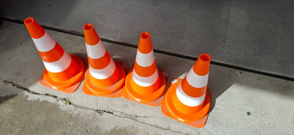 Escada com lanço isolado, escadote, arnes