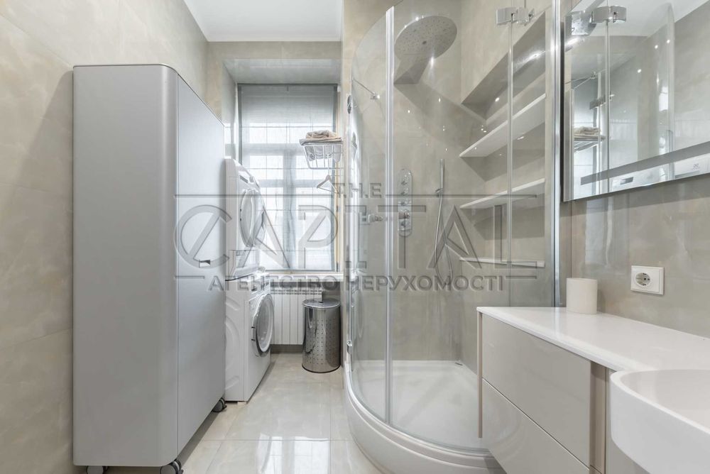 Продаж 5к квартири музею у центрі - Львівська площа - Пейзажна алея