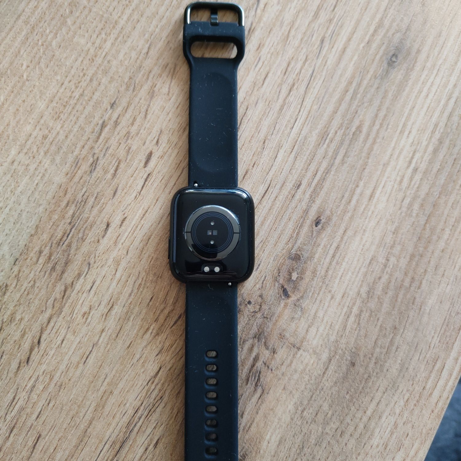 Smartwatch nowy, wszystko co daje producent
