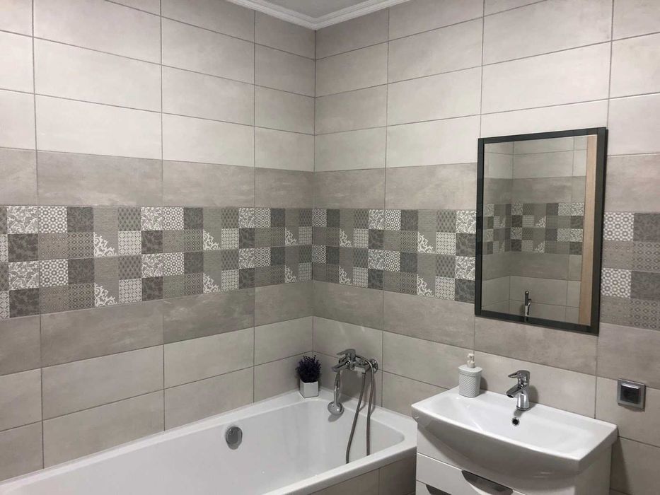 Подобово 1,5 кімнатна квартира на Озерній