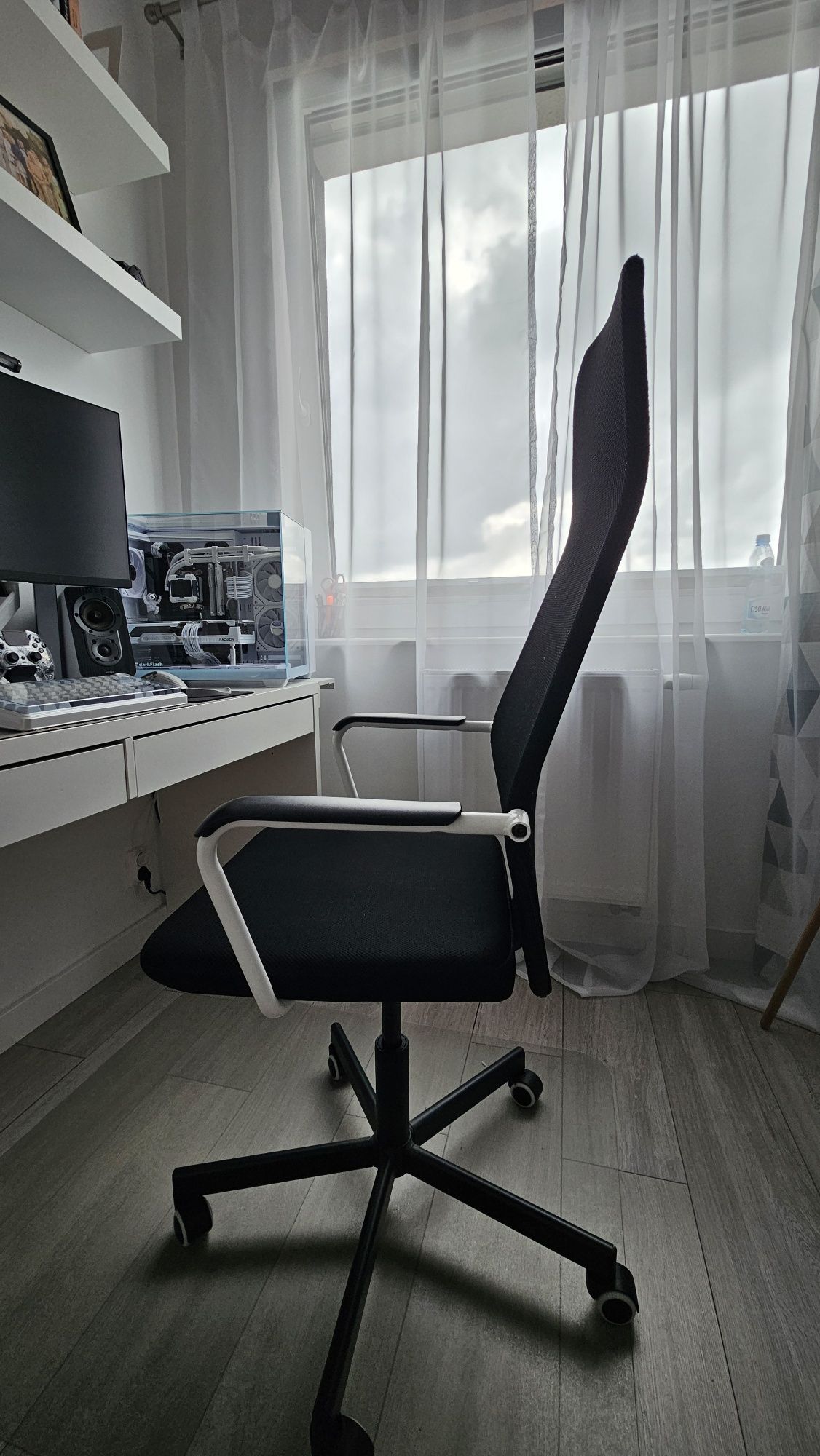 Krzeslo gamingowe do biurka IKEA - HUVUDSPELARE