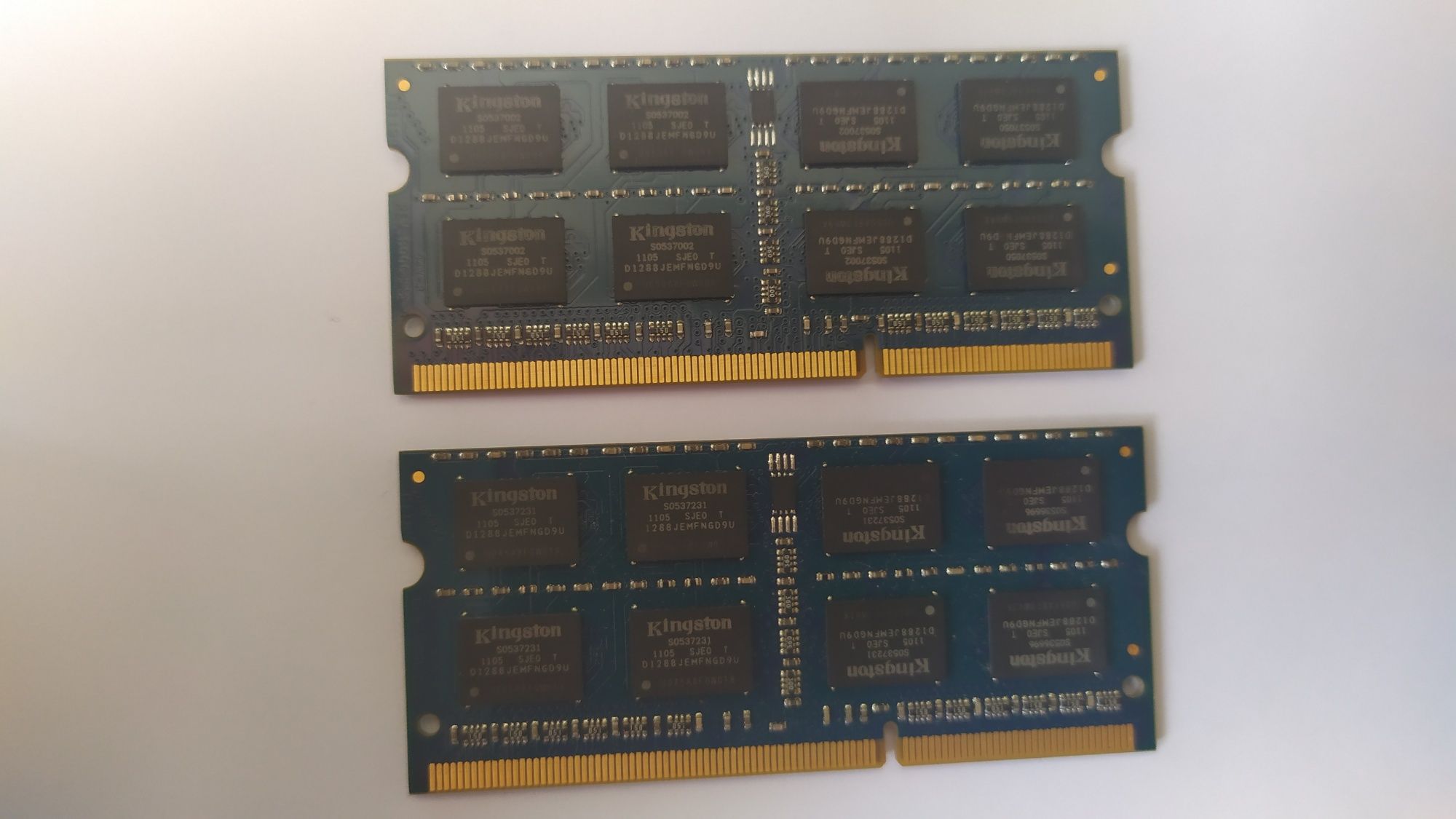 2 memórias ram kingston 2Gb DDR3 1333MHz