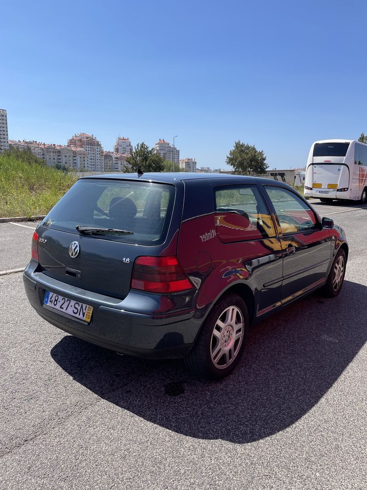 Golf IV 1.6 gasolina