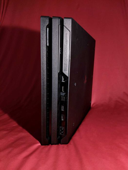 PlayStation 4 Pro 1T