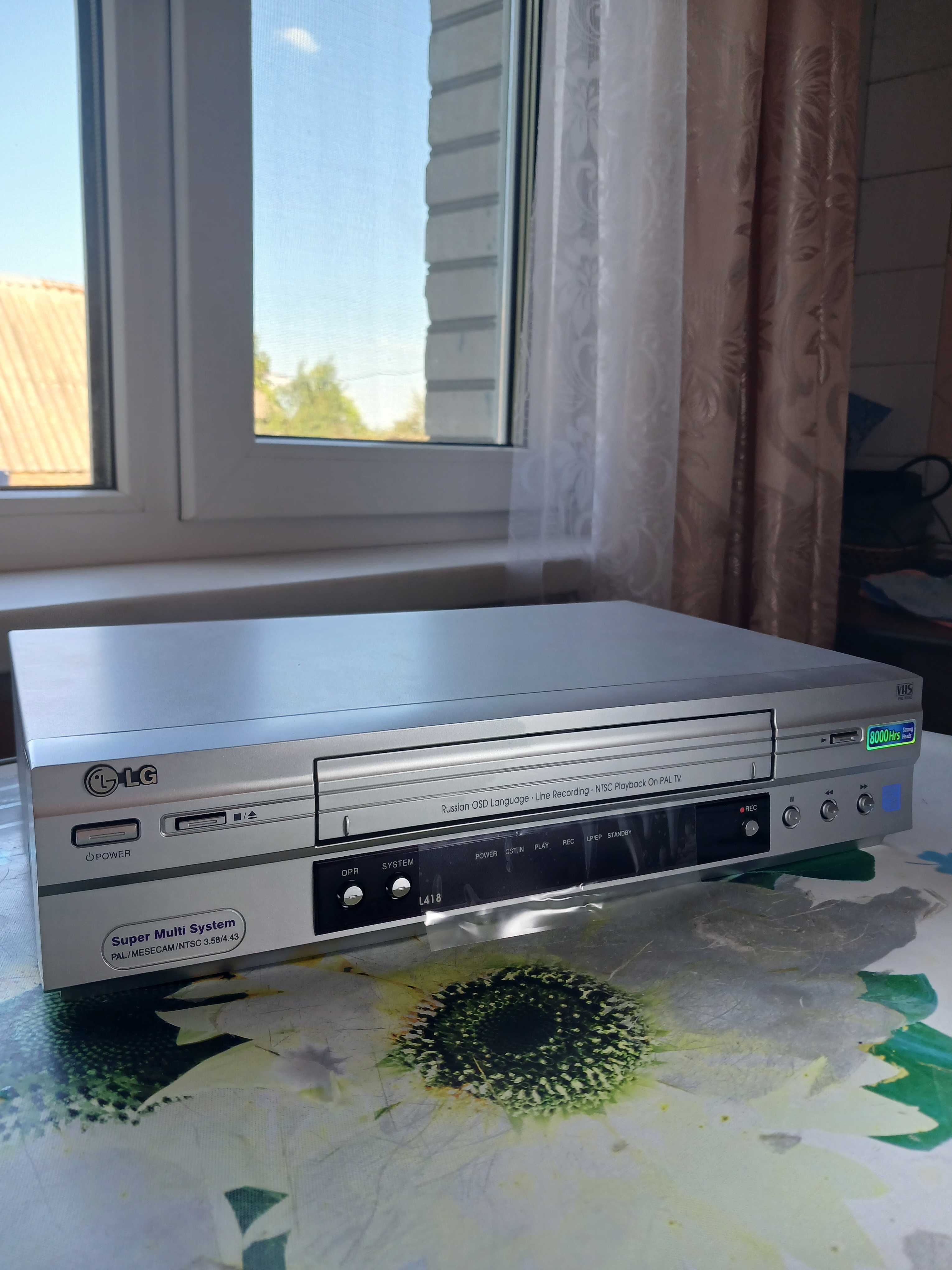Відеомагнітофон LG L418 Super Multi System (VHS)