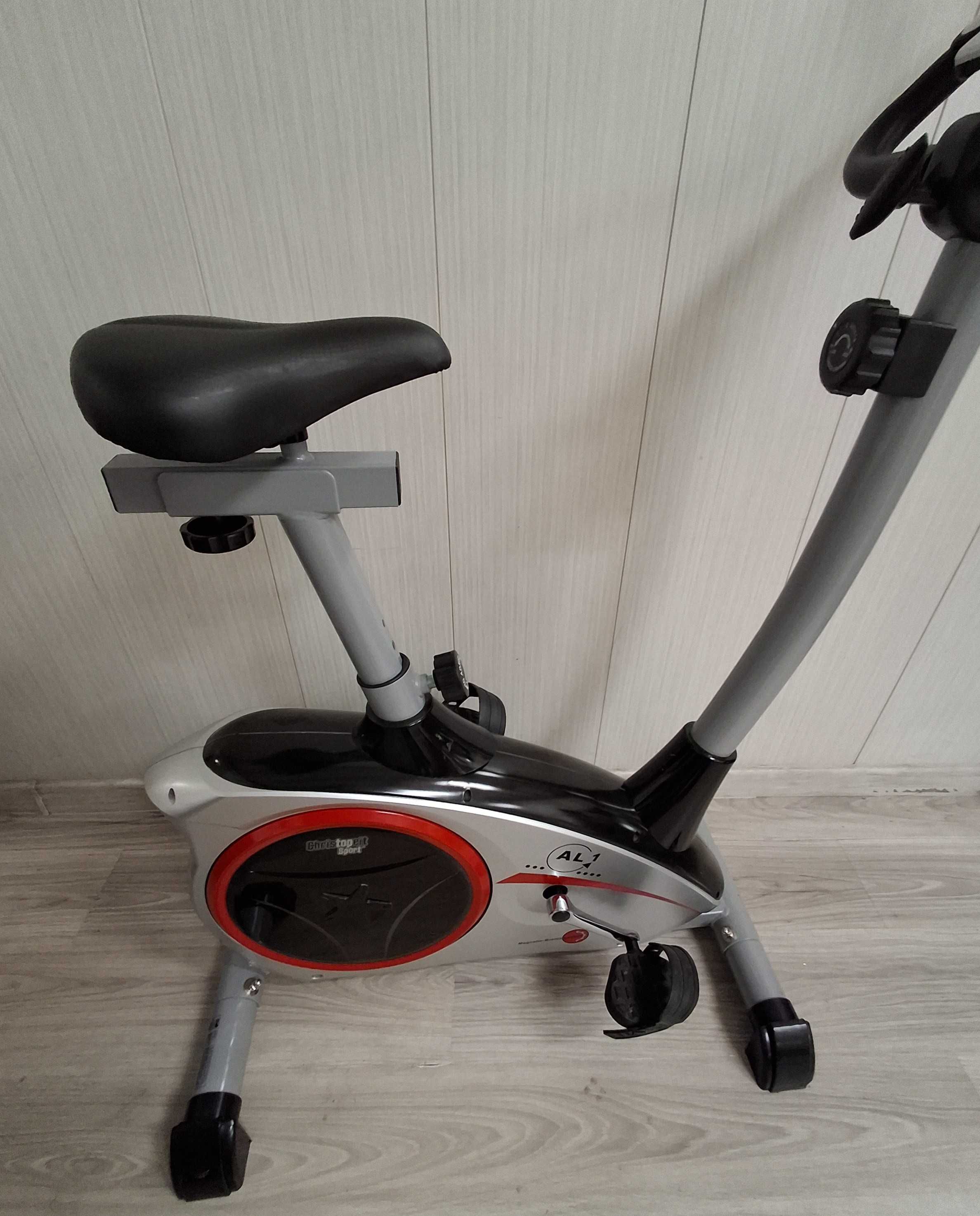 Rower treningowy magnetyczny pionowy Christopeit AL1 do 150 kg