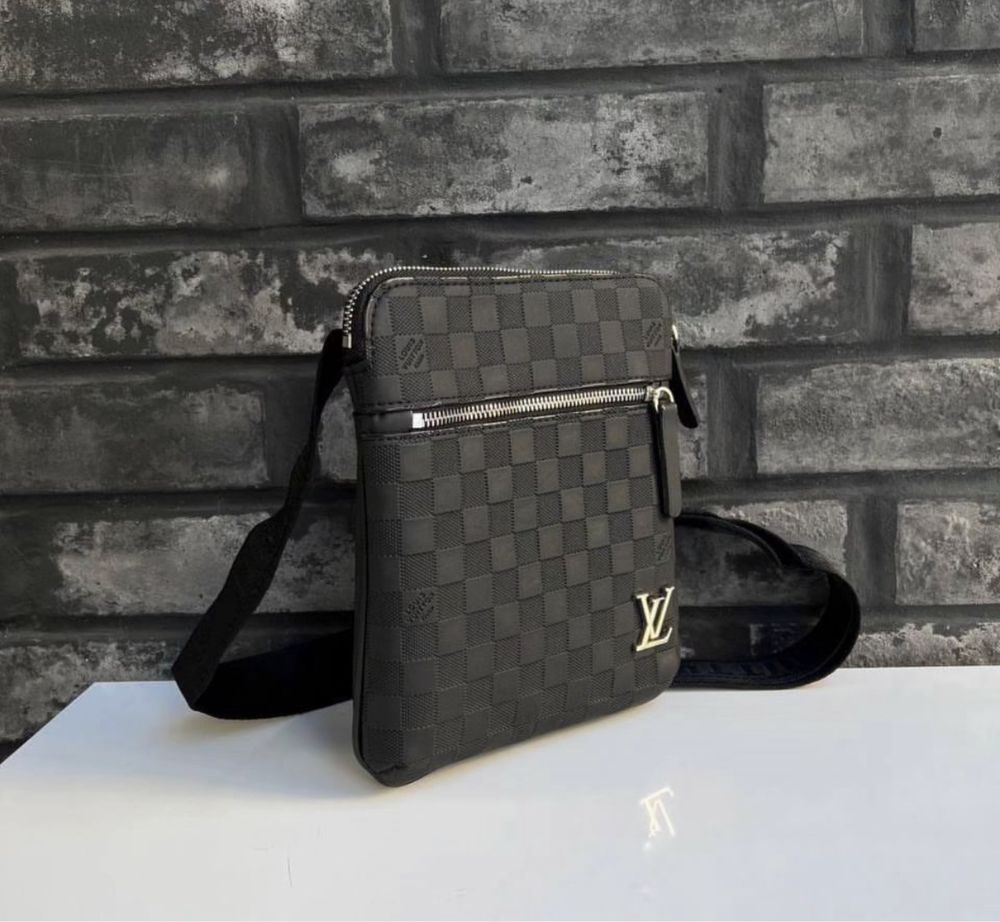 Saszetka męska louis vuitton, listonoszka lv bag