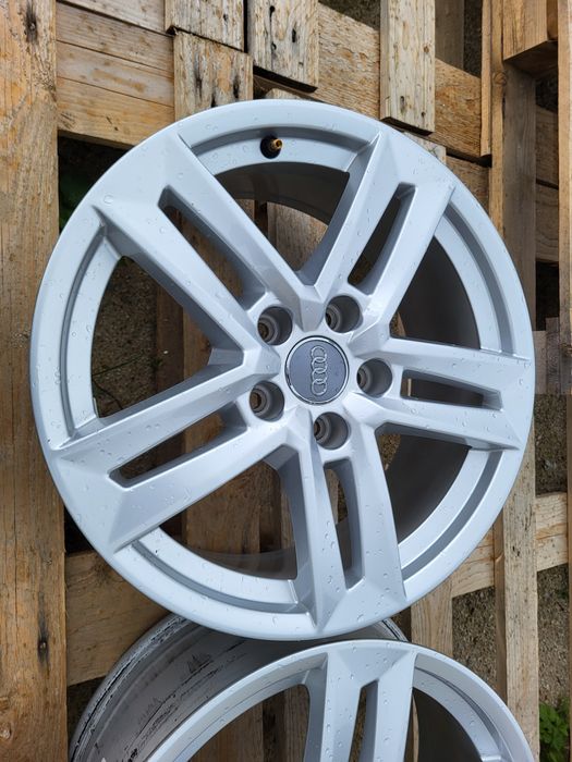 [932] 17 Cali 5x112 ET43 Felgi aluminiowe Audi A3 A4 A6 Oryginal
