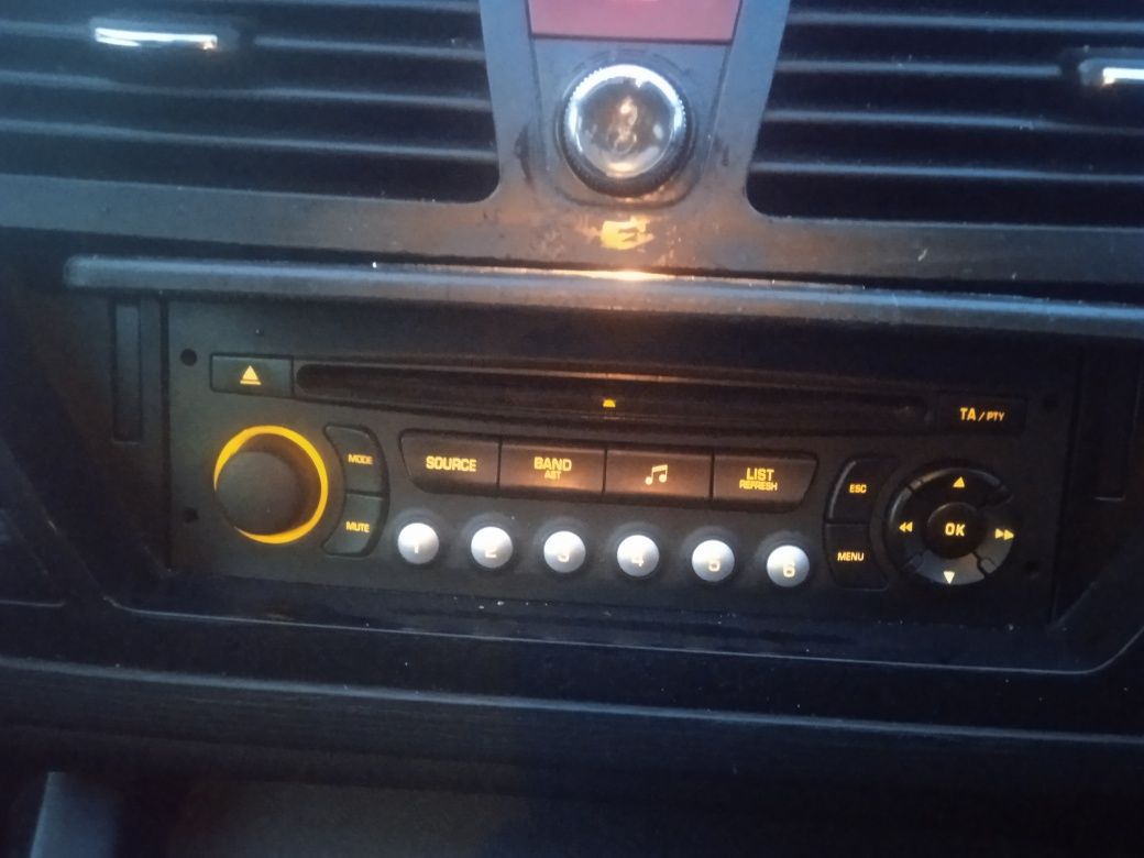 Radio CD Citroen C4 Picasso itp !!!