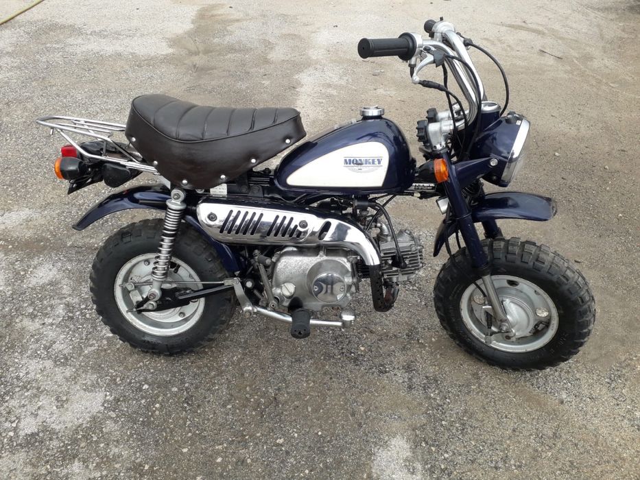 Honda z50 monkey