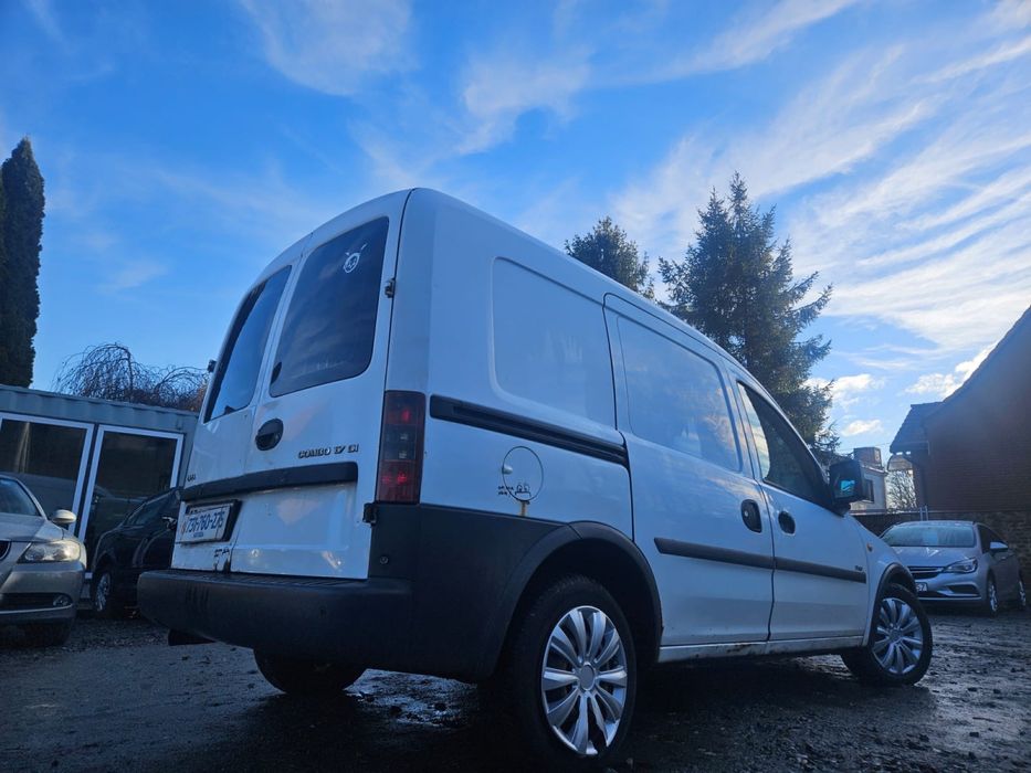 Opel Combo 1.7 diesel // zadaniowiec // tanio
